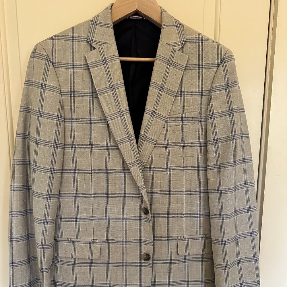 Tommy Hilfiger Suit Jacket Size 42L